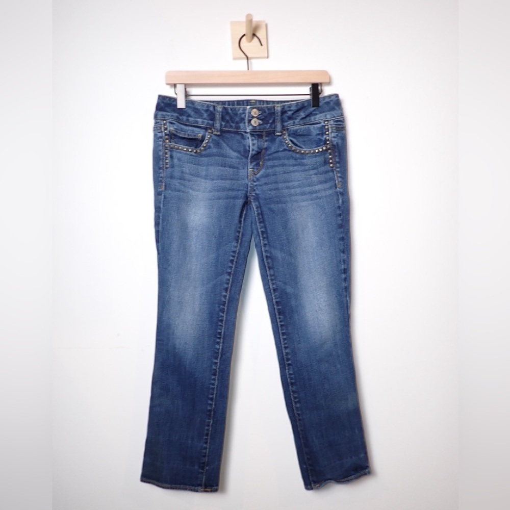 American Eagle Women’s Artist Crop Studded Denim Low-Rise Jeans Size 8 Regular